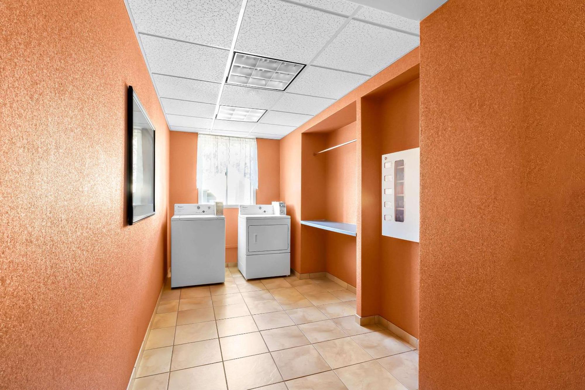 Comfort Inn Сомерсет Экстерьер фото